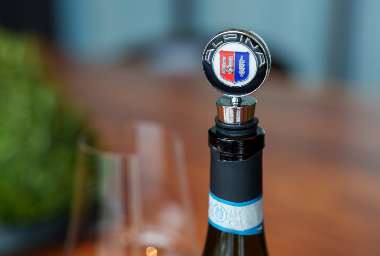 JADE ADLLER 　アルピナリミテッド100 2025 ALPINA B8 Performance Gran Coupe | Features & Specs